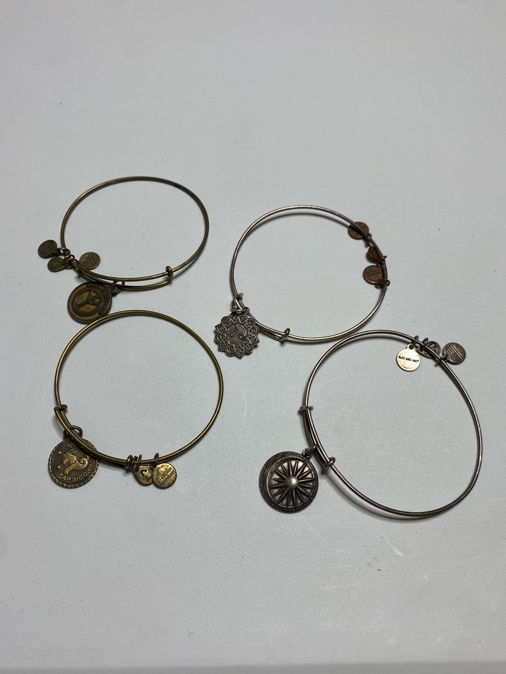 alex and ani Stackable Charm Bangle Bracelet Set 4 Gold & Silver zodiac peace
